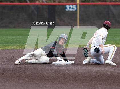 Thumbnail 3 in Eastside Catholic @ O'Dea photogallery.