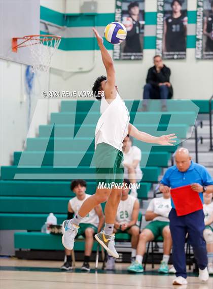 Thumbnail 2 in Mission Vista vs Eagle Rock (CIF State D3 SoCal Regional Playoff)   photogallery.