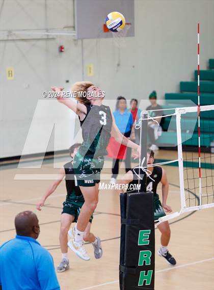 Thumbnail 3 in Mission Vista vs Eagle Rock (CIF State D3 SoCal Regional Playoff)   photogallery.