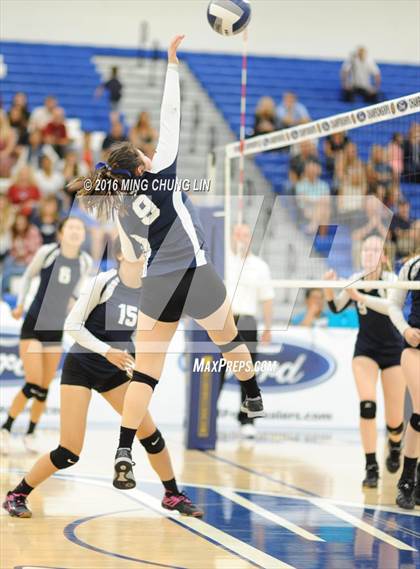 Thumbnail 1 in Capistrano Valley Christian vs. San Gabriel Academy (CIF SS D9 Final) photogallery.