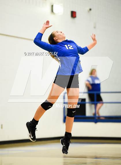 Thumbnail 2 in Connally @ Robinson photogallery.