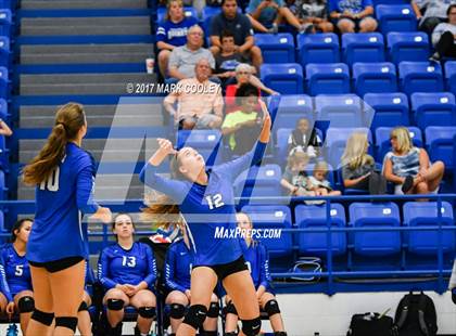 Thumbnail 1 in Connally @ Robinson photogallery.