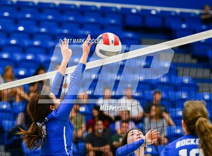 Thumbnail 2 in Connally @ Robinson photogallery.