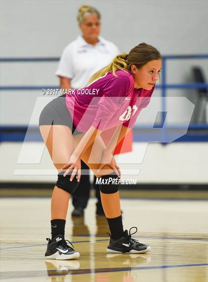 Thumbnail 2 in Connally @ Robinson photogallery.