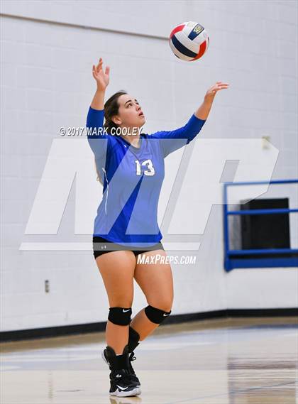 Thumbnail 3 in Connally @ Robinson photogallery.