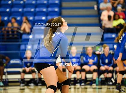 Thumbnail 1 in Connally @ Robinson photogallery.