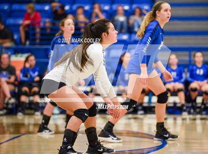Thumbnail 1 in Connally @ Robinson photogallery.