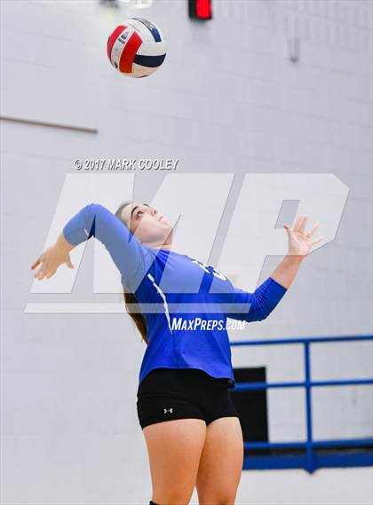 Thumbnail 1 in Connally @ Robinson photogallery.