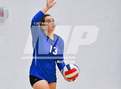 Thumbnail 2 in Connally @ Robinson photogallery.
