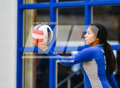 Thumbnail 3 in Connally @ Robinson photogallery.