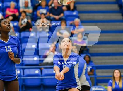 Thumbnail 2 in Connally @ Robinson photogallery.