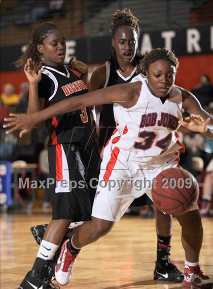 Thumbnail 2 in Decatur @ Jones photogallery.