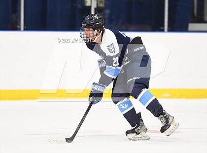 Thumbnail 2 in Dexter Southfield vs. Canterbury (Lawrence Piatelli Jamboree) photogallery.