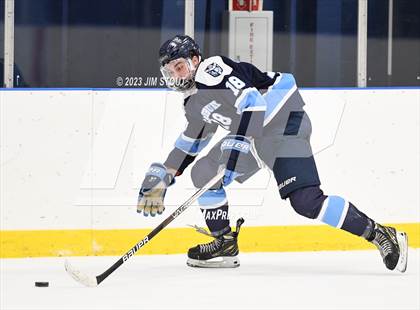 Thumbnail 2 in Dexter Southfield vs. Canterbury (Lawrence Piatelli Jamboree) photogallery.