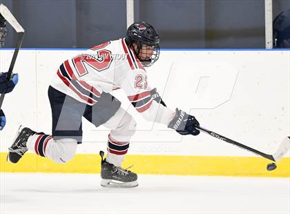 Thumbnail 1 in Dexter Southfield vs. Canterbury (Lawrence Piatelli Jamboree) photogallery.