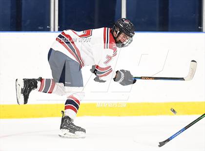 Thumbnail 3 in Dexter Southfield vs. Canterbury (Lawrence Piatelli Jamboree) photogallery.
