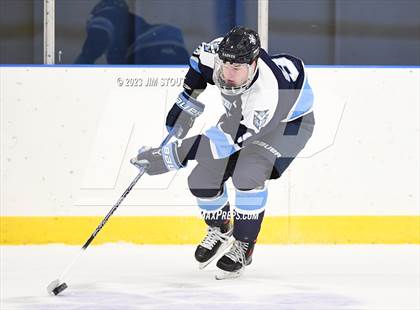 Thumbnail 2 in Dexter Southfield vs. Canterbury (Lawrence Piatelli Jamboree) photogallery.