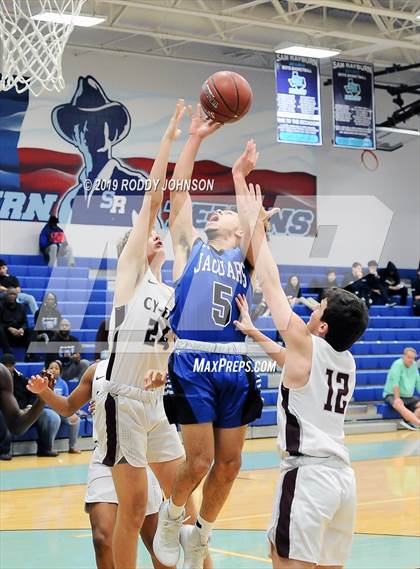 Thumbnail 2 in Cy-Fair vs. Mansfield Summit (McDonald's Texas Invitational) photogallery.