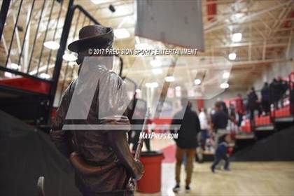 Thumbnail 1 in East TOC Ceremony photogallery.