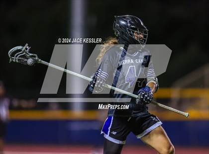 Thumbnail 1 in Agoura vs. Sierra Canyon (CIF-SS D-2 Semi Final) photogallery.