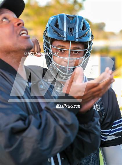 Thumbnail 3 in Agoura vs. Sierra Canyon (CIF-SS D-2 Semi Final) photogallery.