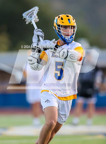 Thumbnail 2 in Agoura vs. Sierra Canyon (CIF-SS D-2 Semi Final) photogallery.