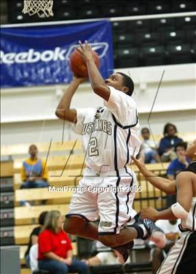 Thumbnail 3 in Centennial vs. Muir (Southern Calif. Shootout) photogallery.