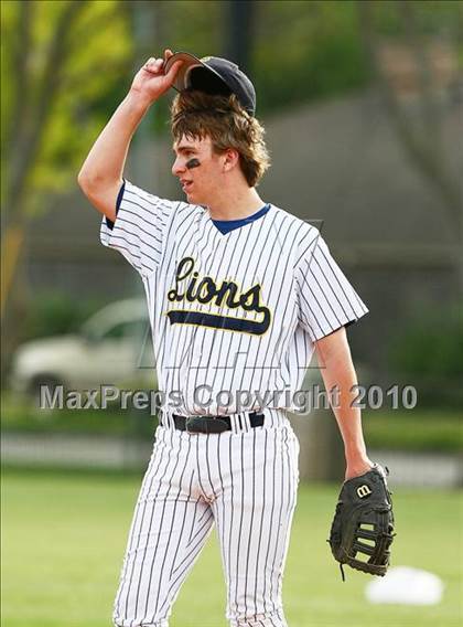 Thumbnail 3 in Trinity Valley vs St. Mark's photogallery.