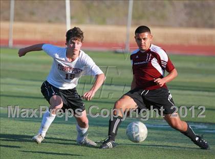 Thumbnail 1 in Paramount vs. Torrey Pines (CIF SoCal Regional D1 Playoffs) photogallery.