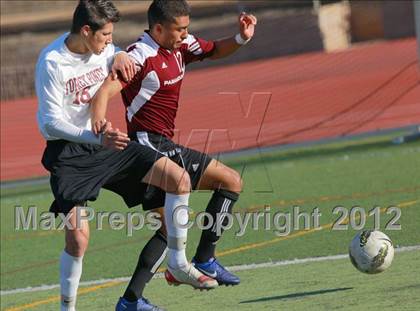 Thumbnail 2 in Paramount vs. Torrey Pines (CIF SoCal Regional D1 Playoffs) photogallery.