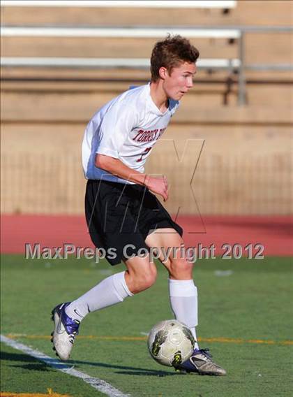 Thumbnail 3 in Paramount vs. Torrey Pines (CIF SoCal Regional D1 Playoffs) photogallery.