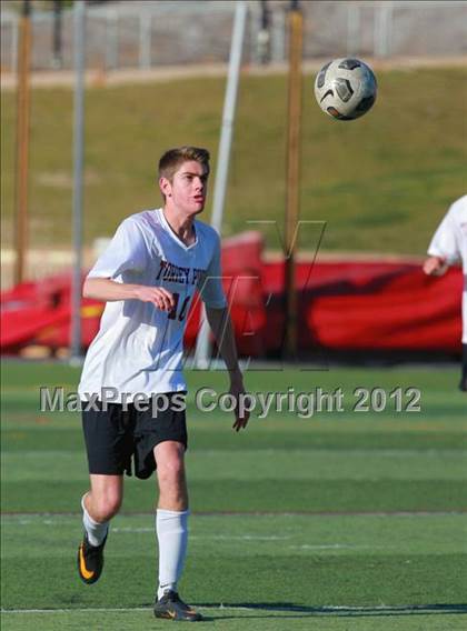 Thumbnail 2 in Paramount vs. Torrey Pines (CIF SoCal Regional D1 Playoffs) photogallery.