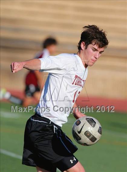 Thumbnail 2 in Paramount vs. Torrey Pines (CIF SoCal Regional D1 Playoffs) photogallery.