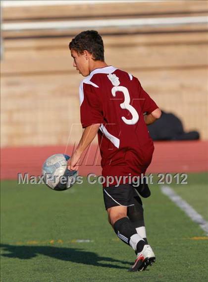 Thumbnail 1 in Paramount vs. Torrey Pines (CIF SoCal Regional D1 Playoffs) photogallery.