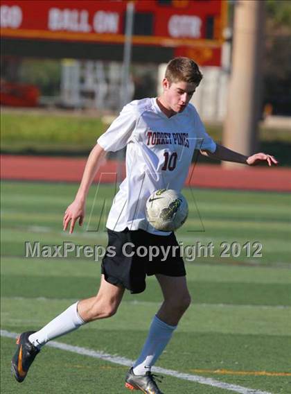 Thumbnail 1 in Paramount vs. Torrey Pines (CIF SoCal Regional D1 Playoffs) photogallery.