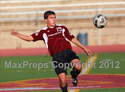 Thumbnail 1 in Paramount vs. Torrey Pines (CIF SoCal Regional D1 Playoffs) photogallery.