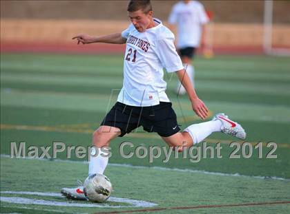 Thumbnail 3 in Paramount vs. Torrey Pines (CIF SoCal Regional D1 Playoffs) photogallery.