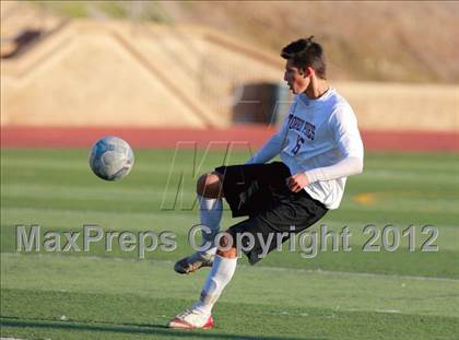 Thumbnail 1 in Paramount vs. Torrey Pines (CIF SoCal Regional D1 Playoffs) photogallery.