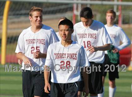 Thumbnail 3 in Paramount vs. Torrey Pines (CIF SoCal Regional D1 Playoffs) photogallery.
