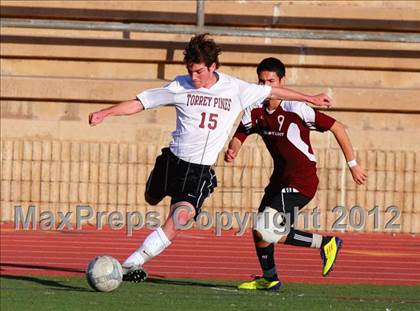 Thumbnail 1 in Paramount vs. Torrey Pines (CIF SoCal Regional D1 Playoffs) photogallery.
