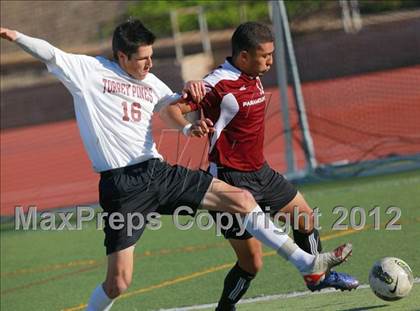 Thumbnail 3 in Paramount vs. Torrey Pines (CIF SoCal Regional D1 Playoffs) photogallery.