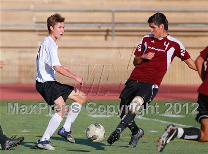 Thumbnail 1 in Paramount vs. Torrey Pines (CIF SoCal Regional D1 Playoffs) photogallery.