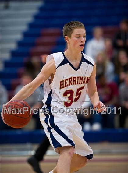 Thumbnail 2 in Riverton @ Herriman photogallery.