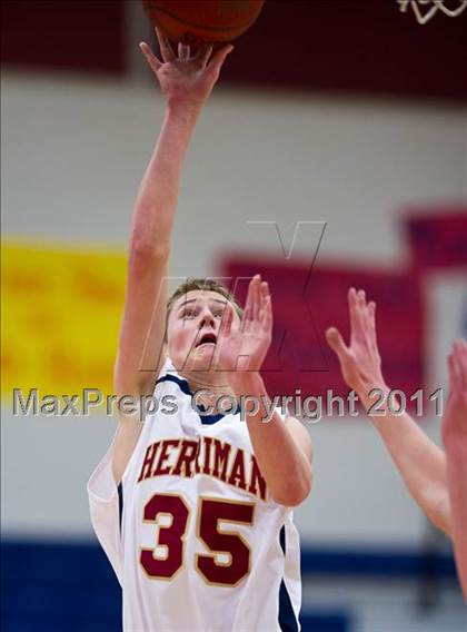Thumbnail 3 in Riverton @ Herriman photogallery.