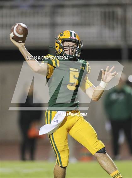 Thumbnail 3 in El Diamante @ Kingsburg photogallery.