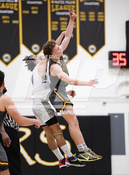 Thumbnail 3 in Carlsbad vs. Francis Parker photogallery.