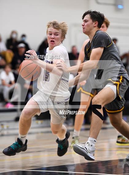 Thumbnail 2 in Carlsbad vs. Francis Parker photogallery.