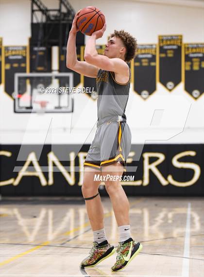 Thumbnail 3 in Carlsbad vs. Francis Parker photogallery.