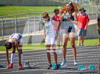 Thumbnail 3 in UIL 6A Track & Field Area 21&22 (100M) photogallery.