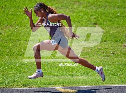 Thumbnail 2 in UIL 6A Track & Field Area 21&22 (100M) photogallery.